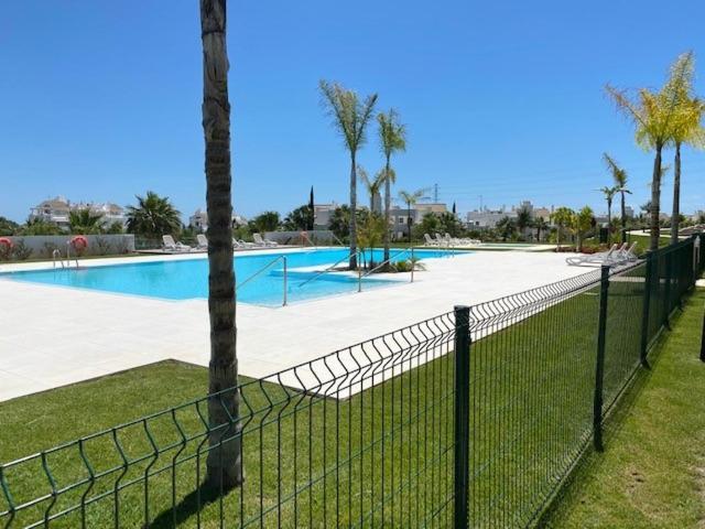 Palmsea Marbella-Estepona Буэнас-Ночес Экстерьер фото